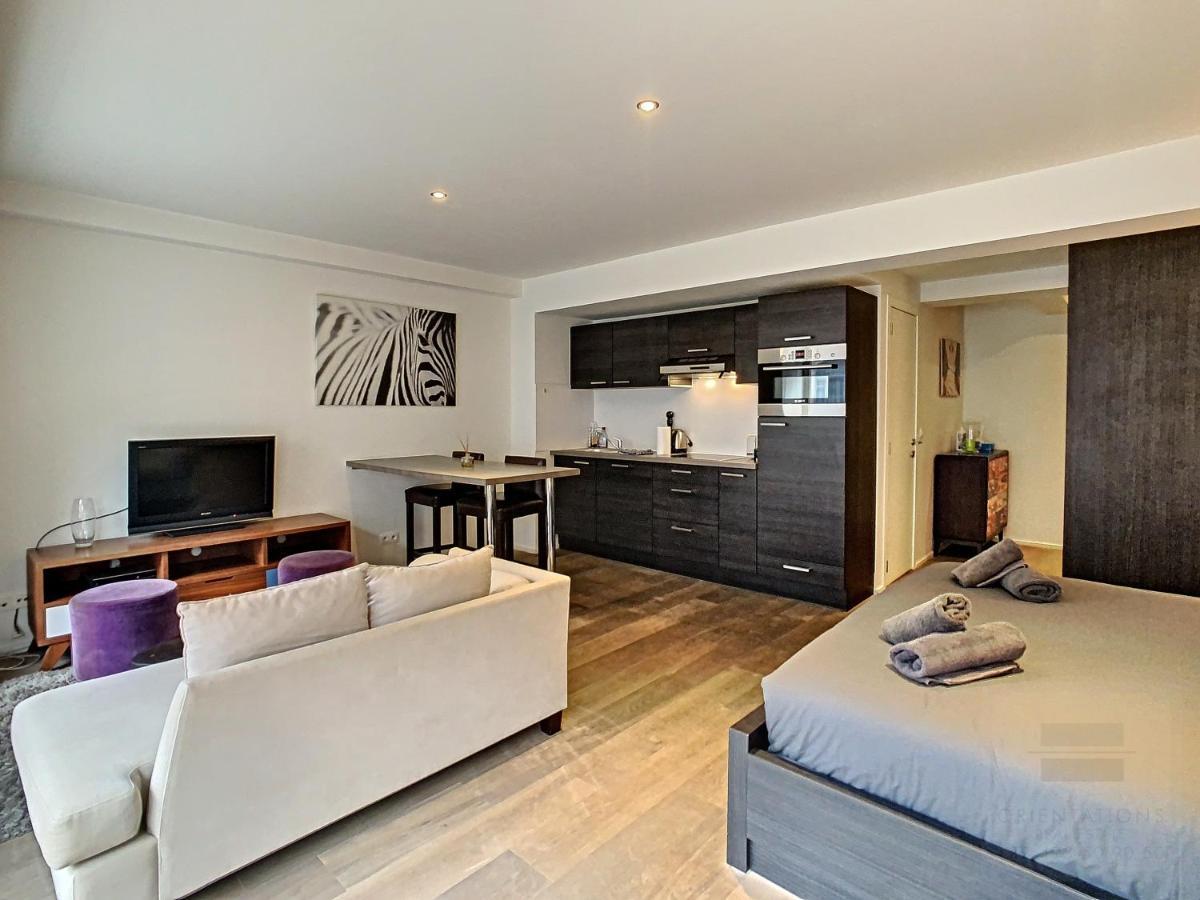 แฟลต โมลิเยร์ Apartment บรัสเซลส์ ภายนอก รูปภาพ
