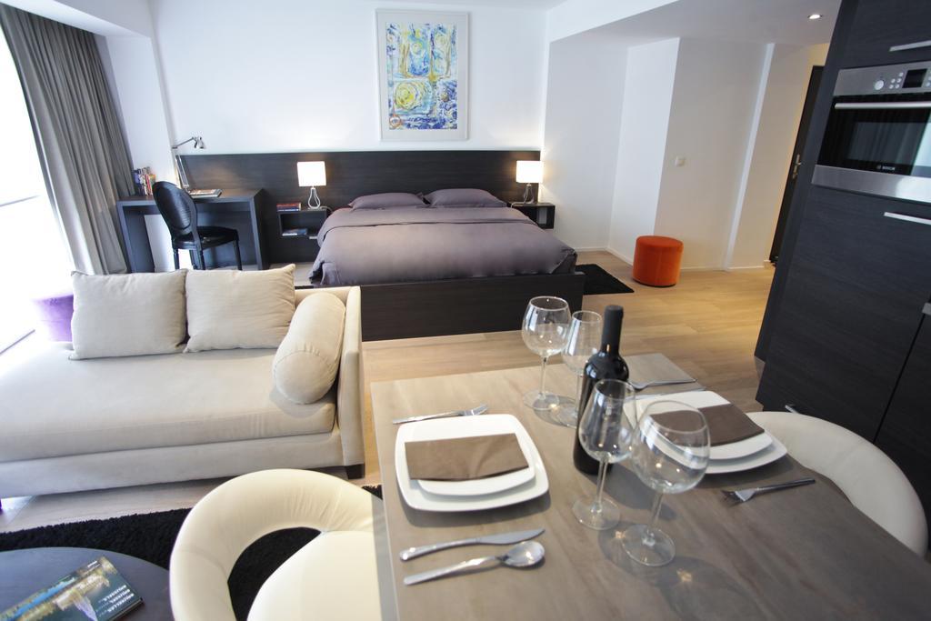 แฟลต โมลิเยร์ Apartment บรัสเซลส์ ภายนอก รูปภาพ